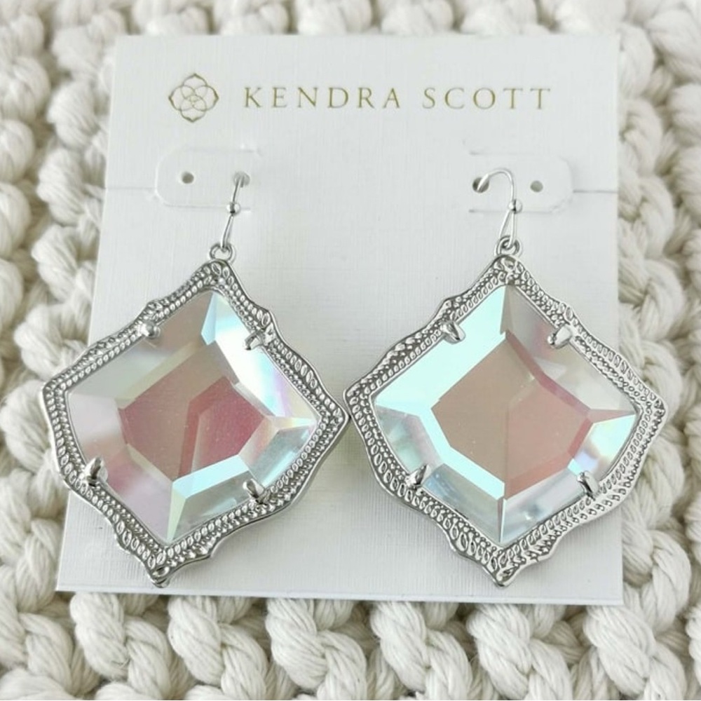Kendra Scott Silver and Iridescent Earrings NEW! Rare! Discontinued jewelry